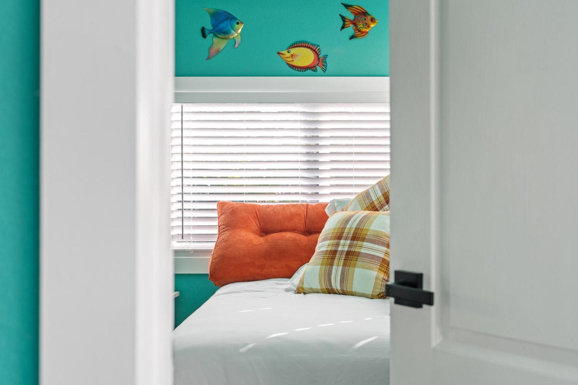 Above The Sea Apartment เซนต์ปีเตอร์สเบิร์ก ภายนอก รูปภาพ
