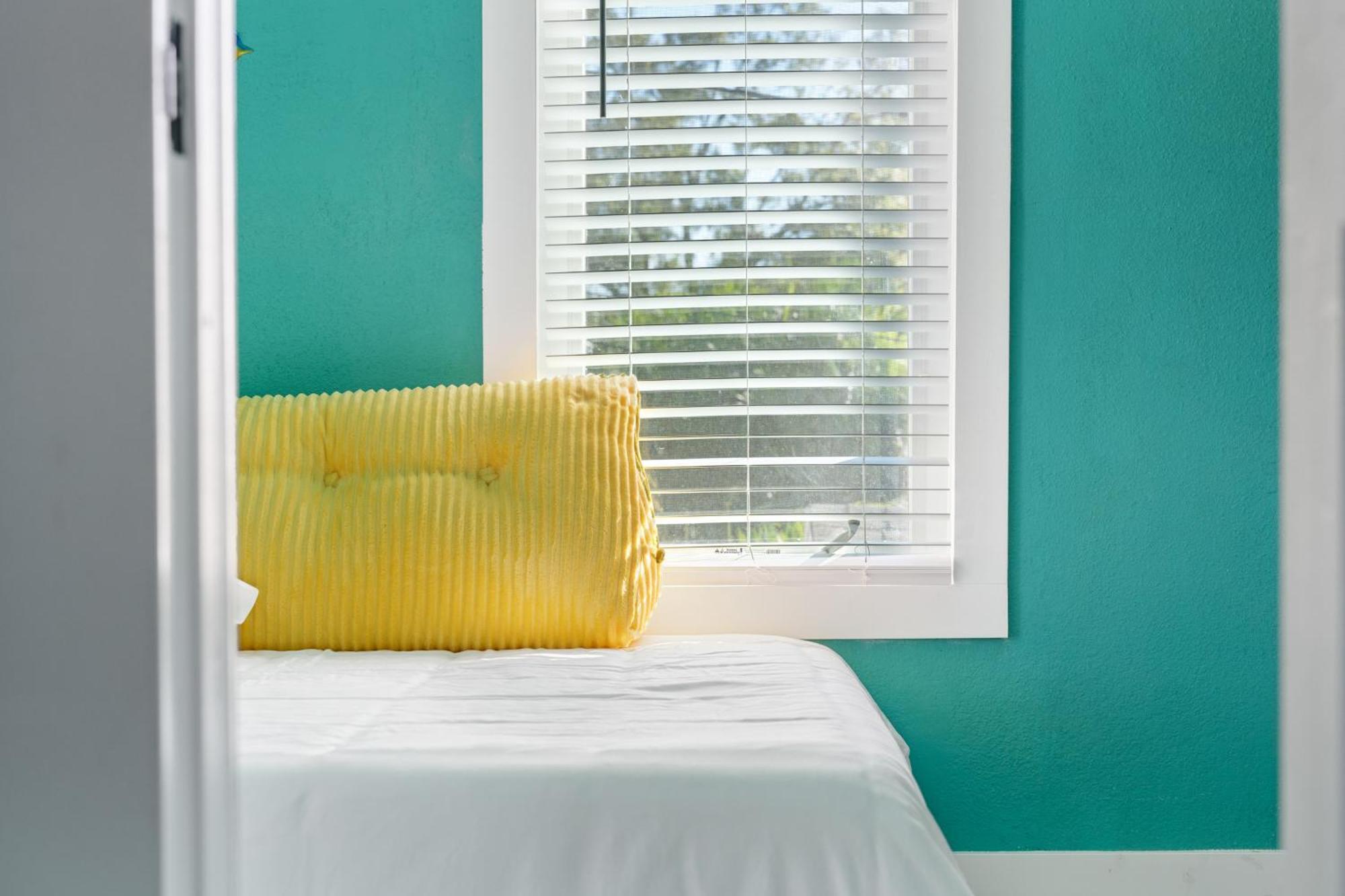 Above The Sea Apartment เซนต์ปีเตอร์สเบิร์ก ภายนอก รูปภาพ
