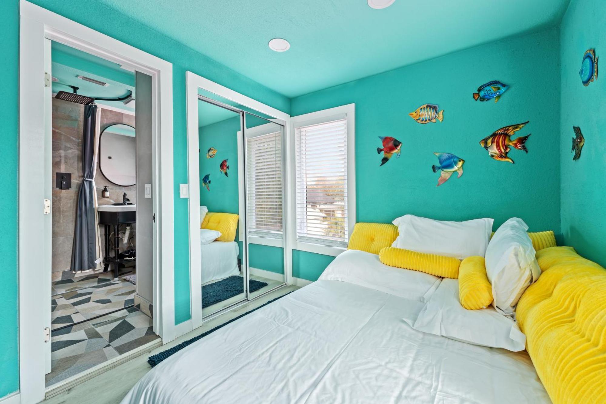 Above The Sea Apartment เซนต์ปีเตอร์สเบิร์ก ภายนอก รูปภาพ